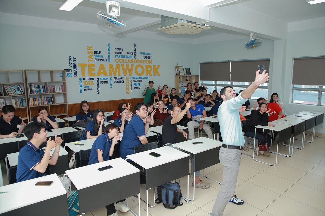 học quốc tế tại LHU