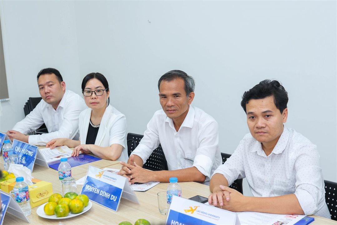 Buổi họp Nghiên cứu khoa học và Đào tạo nghề nghiệp